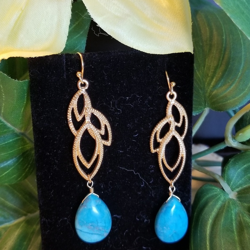 Gold Tone French Hook with Blue Teardrop #115